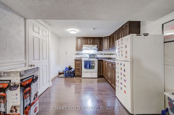 Photo 41 at 43 Mammoth Hall Trail, Malvern, Toronto