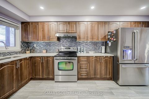 Photo 20 at 43 Mammoth Hall Trail, Malvern, Toronto