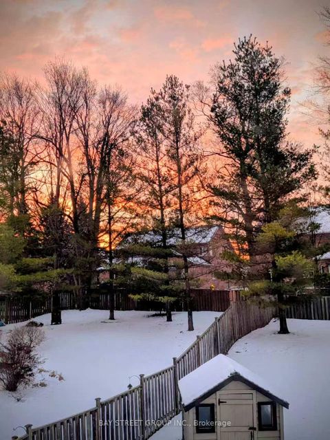 Photo 2 at 1011 Nellie Little Crescent, Wyndham, Newmarket