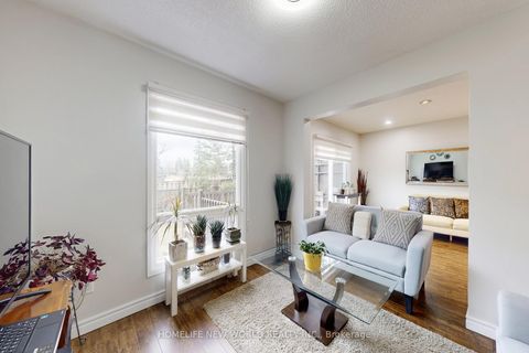 Photo 4 at 179 Campbell Avenue, Yorkhill, Vaughan