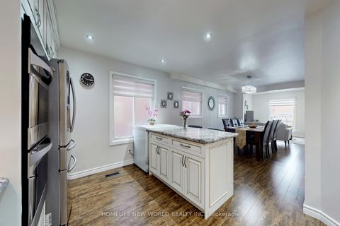 Photo 14 at 179 Campbell Avenue, Yorkhill, Vaughan