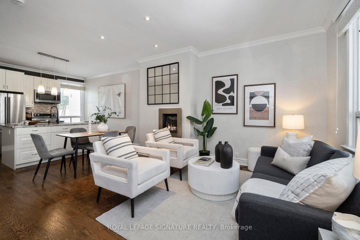 Photo 10 at 215 Yarmouth Road, Junction, Toronto