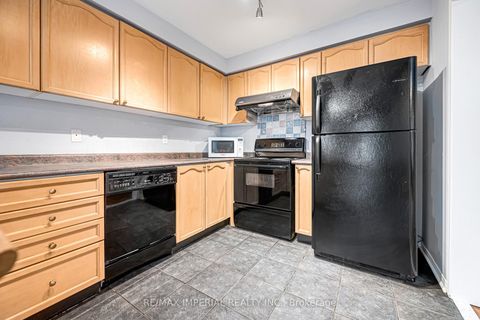 Photo 11 at 95 Long Point Drive, Oak Ridges Lake Wilcox, Richmond Hill