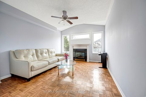 Photo 14 at 95 Long Point Drive, Oak Ridges Lake Wilcox, Richmond Hill