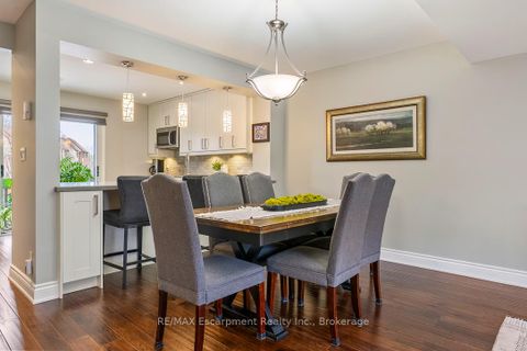 Photo 16 at 65 - 1080 WALDEN Circle, Clarkson, Mississauga