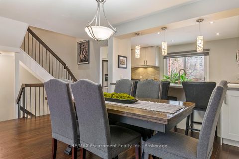 Photo 17 at 65 - 1080 WALDEN Circle, Clarkson, Mississauga
