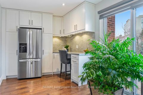 Photo 21 at 65 - 1080 WALDEN Circle, Clarkson, Mississauga