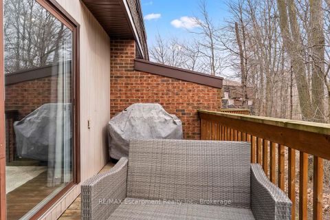 Photo 37 at 65 - 1080 WALDEN Circle, Clarkson, Mississauga