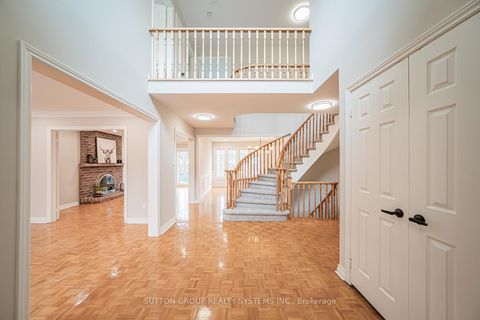 Photo 6 at 61 Somerset Crescent, Observatory, Richmond Hill