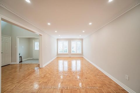 Photo 7 at 61 Somerset Crescent, Observatory, Richmond Hill