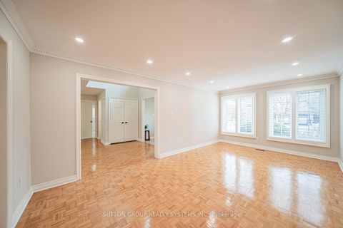 Photo 9 at 61 Somerset Crescent, Observatory, Richmond Hill