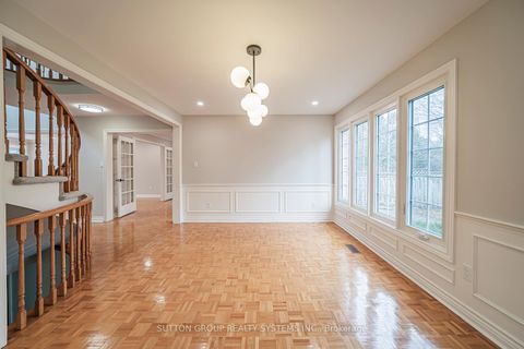 Photo 15 at 61 Somerset Crescent, Observatory, Richmond Hill