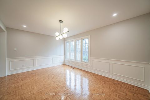 Photo 16 at 61 Somerset Crescent, Observatory, Richmond Hill