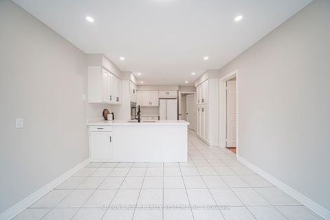 Photo 21 at 61 Somerset Crescent, Observatory, Richmond Hill