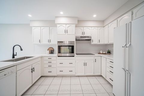 Photo 26 at 61 Somerset Crescent, Observatory, Richmond Hill