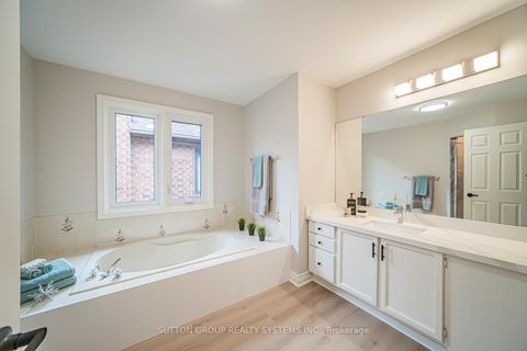 Photo 31 at 61 Somerset Crescent, Observatory, Richmond Hill