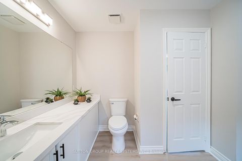 Photo 32 at 61 Somerset Crescent, Observatory, Richmond Hill