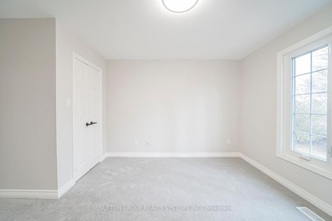 Photo 33 at 61 Somerset Crescent, Observatory, Richmond Hill