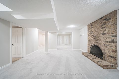 Photo 41 at 61 Somerset Crescent, Observatory, Richmond Hill