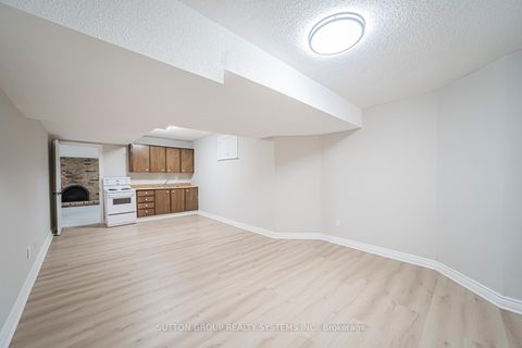 Photo 42 at 61 Somerset Crescent, Observatory, Richmond Hill