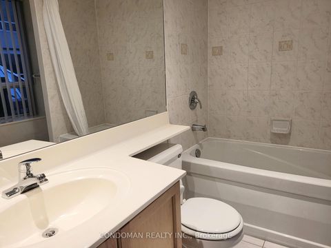 Photo 6 at 340 - 250 Wellington Street W, Waterfront Communities C1, Toronto