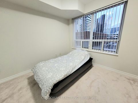 Photo 7 at 340 - 250 Wellington Street W, Waterfront Communities C1, Toronto