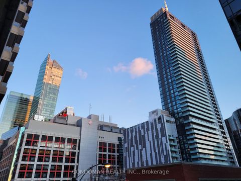 Photo 10 at 340 - 250 Wellington Street W, Waterfront Communities C1, Toronto