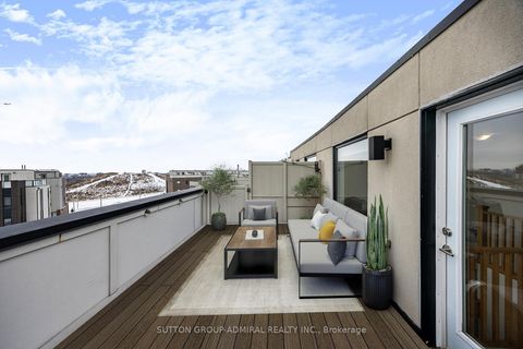 Photo 8 at 7 - 181 William Duncan Road, CFB, Toronto