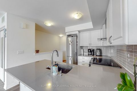 Photo 17 at 7 - 181 William Duncan Road, CFB, Toronto