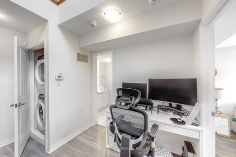 Photo 19 at 7 - 181 William Duncan Road, CFB, Toronto