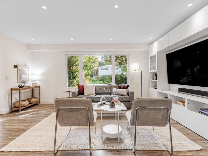 Photo 10 at 43 Kingland Crescent, Don Valley Village, Toronto