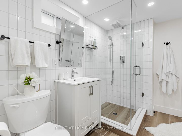 Photo 27 at 43 Kingland Crescent, Don Valley Village, Toronto