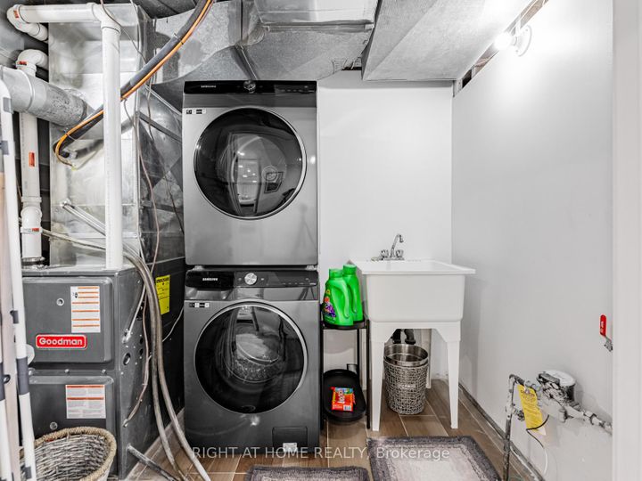 Photo 28 at 43 Kingland Crescent, Don Valley Village, Toronto