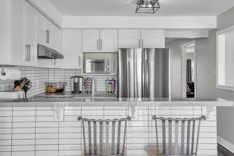 Photo 12 at 340 Livingstone Street W, Northwest, Barrie