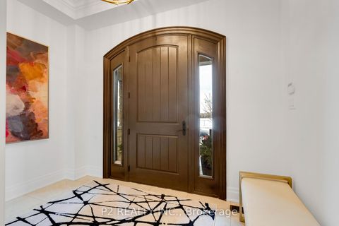 Photo 3 at 10 King Boulevard, King City, King