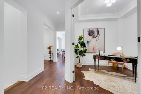 Photo 5 at 10 King Boulevard, King City, King