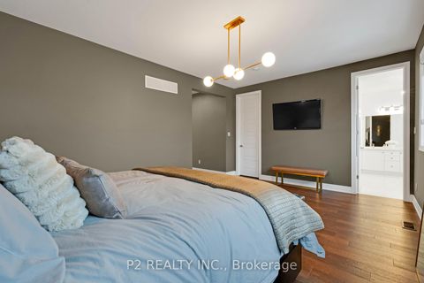 Photo 23 at 10 King Boulevard, King City, King