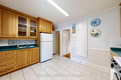 Photo 15 at 87 Guestville Avenue, Mount Dennis, Toronto
