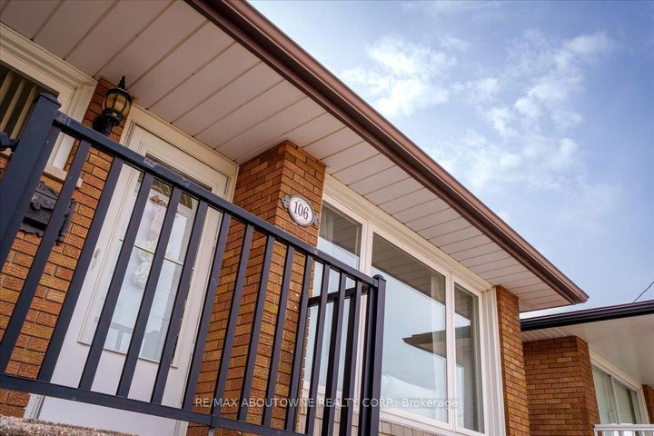 Photo 3 at 106 Beland Avenue N, McQuesten, Hamilton