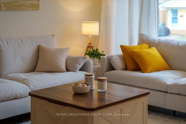 Photo 7 at 106 Beland Avenue N, McQuesten, Hamilton