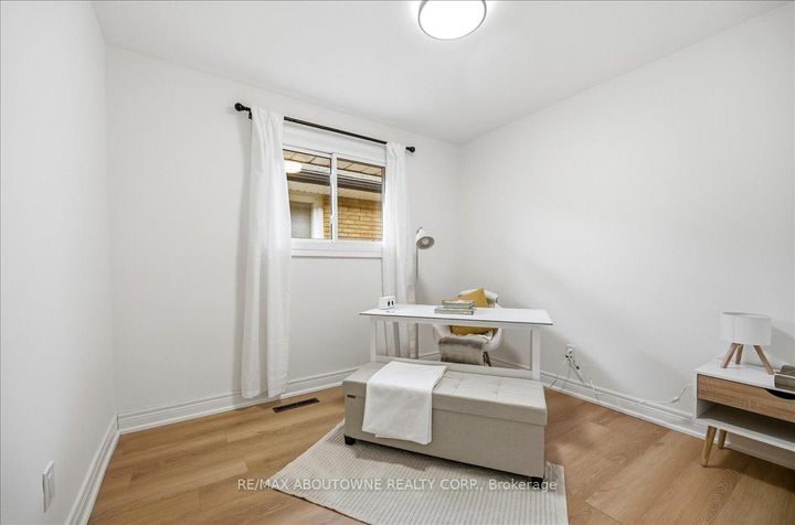 Photo 18 at 106 Beland Avenue N, McQuesten, Hamilton