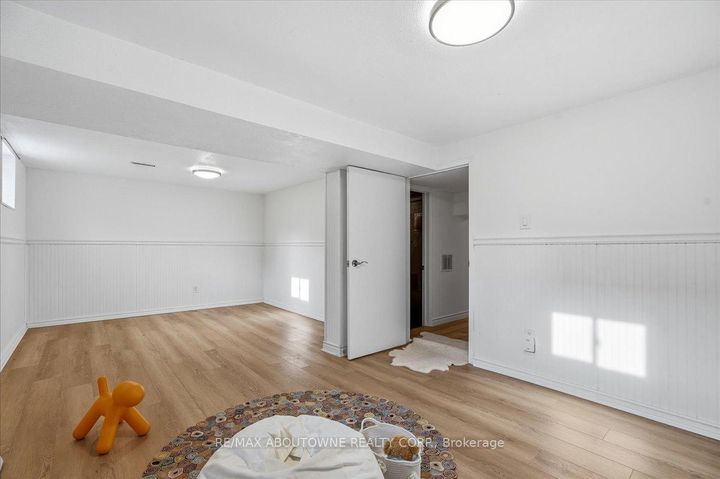 Photo 27 at 106 Beland Avenue N, McQuesten, Hamilton