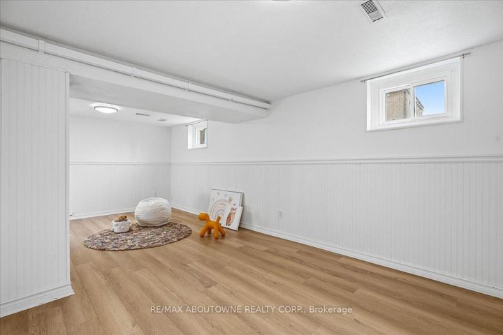 Photo 28 at 106 Beland Avenue N, McQuesten, Hamilton