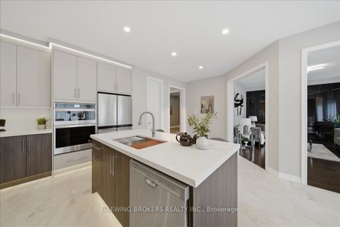 Photo 17 at 977 Larter Street, Alcona, Innisfil