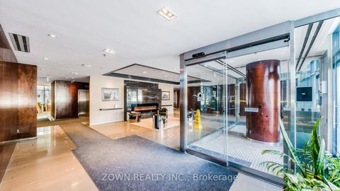 Photo 2 at 220 - 231 Fort York Boulevard, Niagara, Toronto