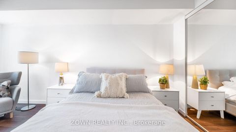 Photo 42 at 220 - 231 Fort York Boulevard, Niagara, Toronto