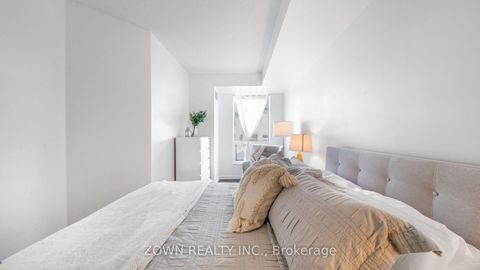 Photo 43 at 220 - 231 Fort York Boulevard, Niagara, Toronto