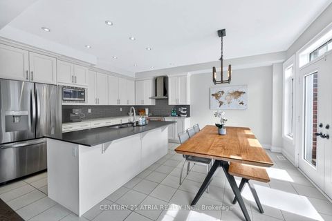 Photo 8 at 29 Rothwell Street, Rural Aurora, Aurora