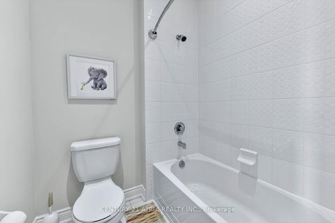 Photo 20 at 29 Rothwell Street, Rural Aurora, Aurora