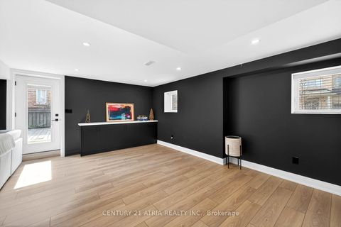 Photo 27 at 29 Rothwell Street, Rural Aurora, Aurora